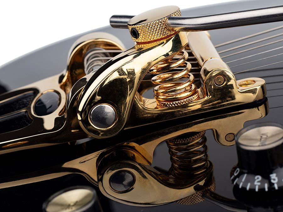 Sire Guitars H7T/BK Elektrische archtop gitaar met tremolo, zwart