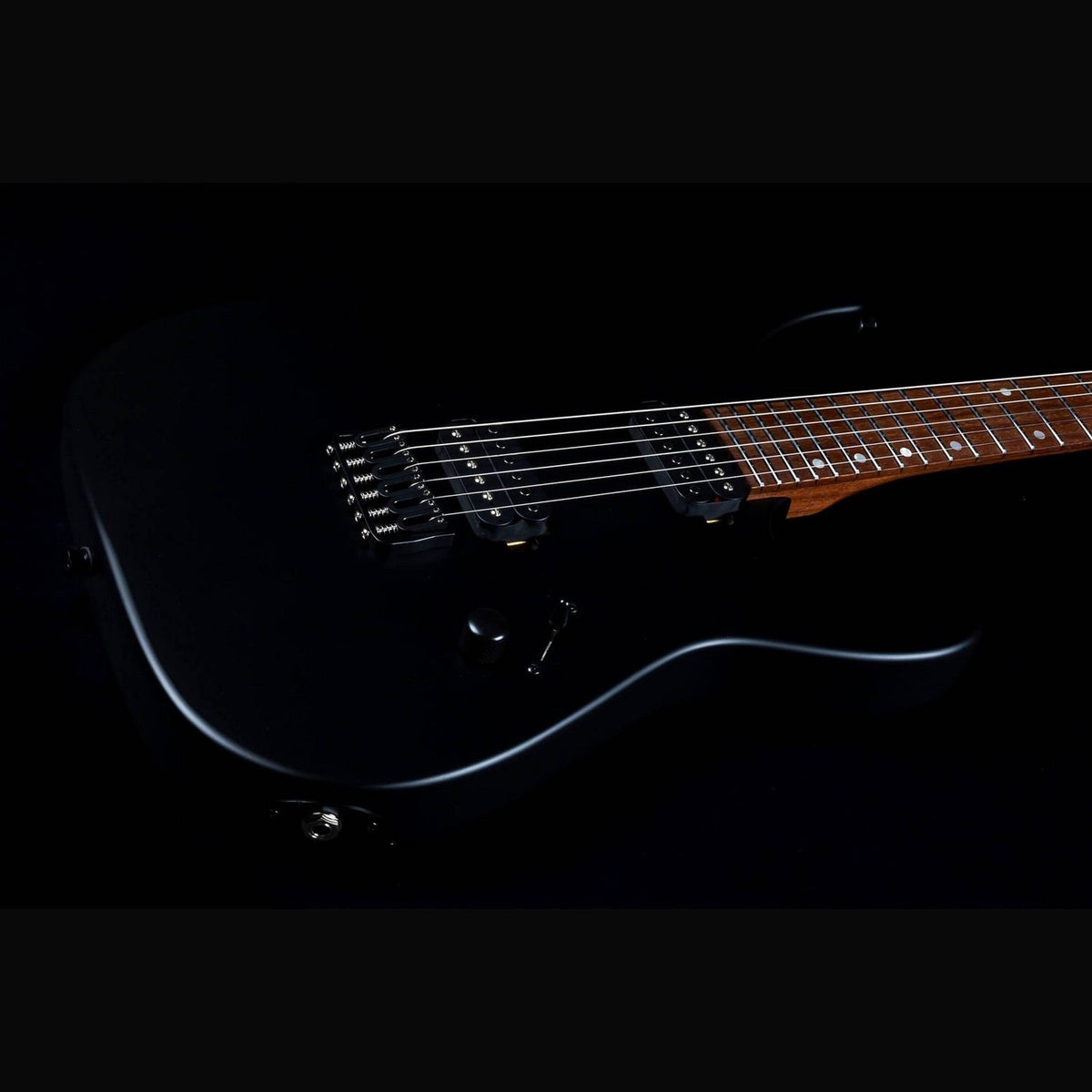 JET JS-501 BK Stygian S-style Elektrische Gitaar HH Vaste Brug Rosewood Toets Satijn Zwart