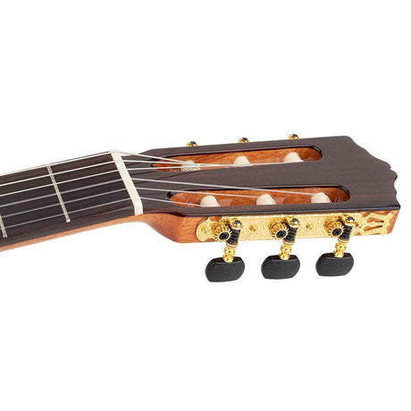 Salvador Cortez CS-60 – Klassieke gitaar met massief spruce bovenblad, palissander body en luxe gigbag
