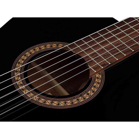Salvador Cortez CC-22-BK – Klassieke gitaar met massief ceder bovenblad, sapele body en zwarte hoogglans afwerking