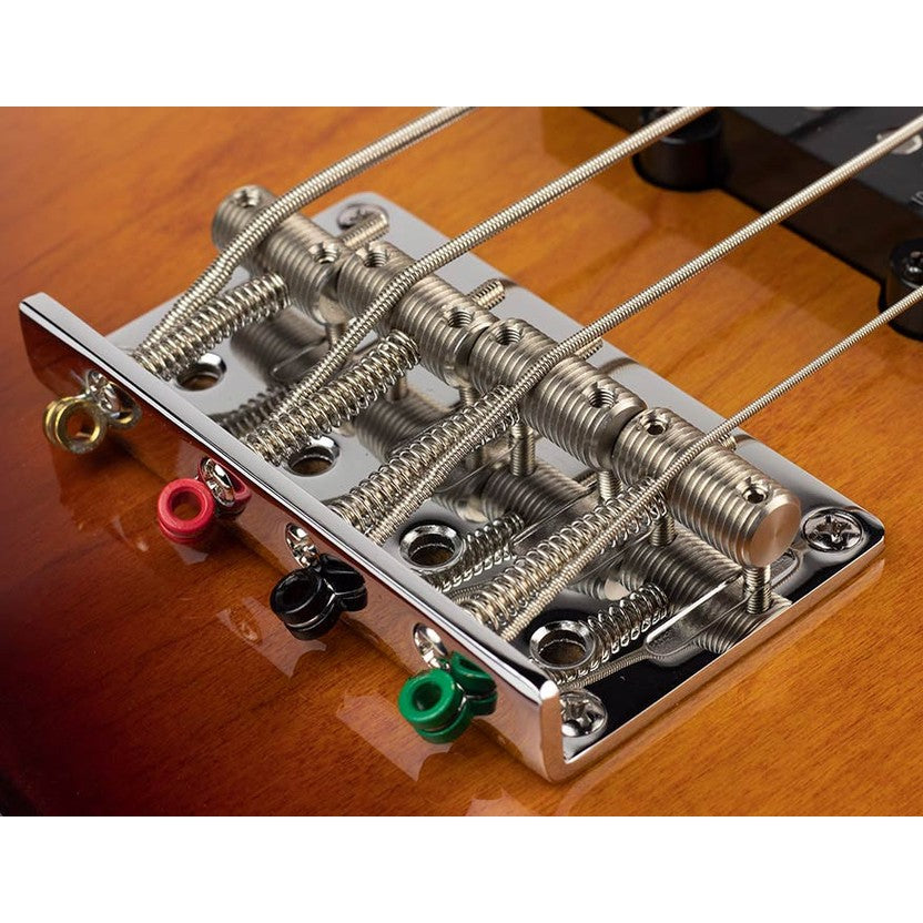 Sire V5 A4/TS Marcus Miller Basgitaar Tobacco Sunburst