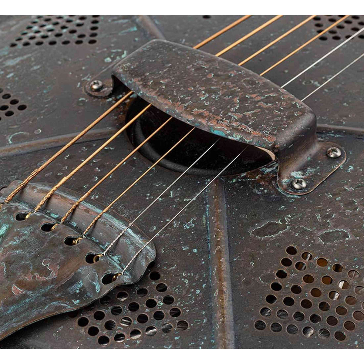 Royall TWE14SC/RE West End SC Resonator 14-Fret – Bell Brass, Heavy Relic, Biscuit Cone, Softcase