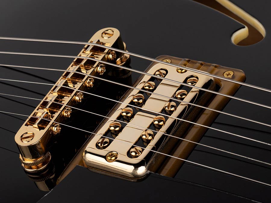 Sire Guitars H7T/BK Elektrische archtop gitaar met tremolo, zwart