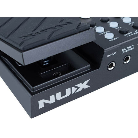 NUX MG-300MK2 multi-effectpedaal met drum machine