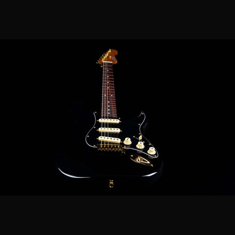 JET JS-380 BK G S-style Elektrische Gitaar SSS Alnico V Tremolo Goud Hardware Rosewood Toets Zwart
