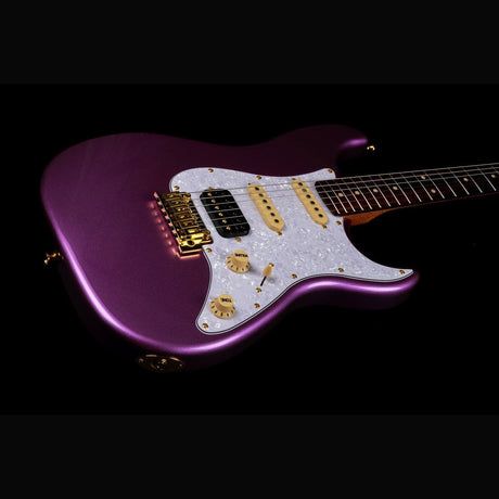JET JS-480 VI G S-style Elektrische Gitaar HSS Alnico V Tremolo Rosewood Toets Violet met Gouden Hardware