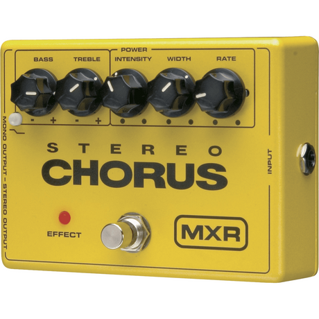 MXR M134 Stereo Chorus – Geel, Analoog met 2-Bands EQ en Stereo Uitgang