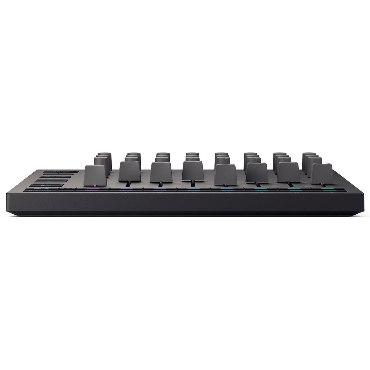 Novation Launch Control XL 3 – USB MIDI Controller met 8 Faders, 24 Encoders en OLED-display