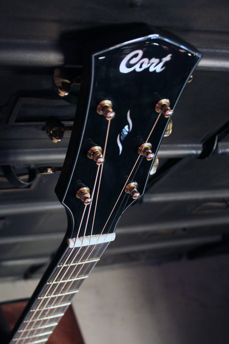 Cort Gold-D6 – Massief Mahonie, Torrefied Sitka & Puur Akoestisch