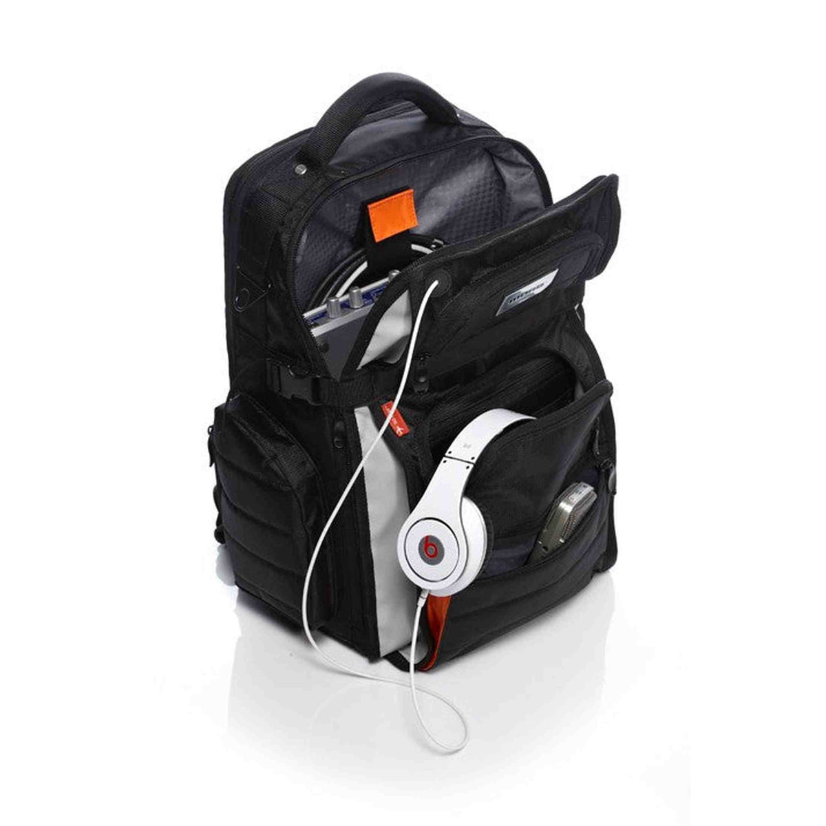 MONO Classic FlyBy Backpack Black DJ Backpack met afritsbare 17 inch laptop tas en Sharkskin materiaal