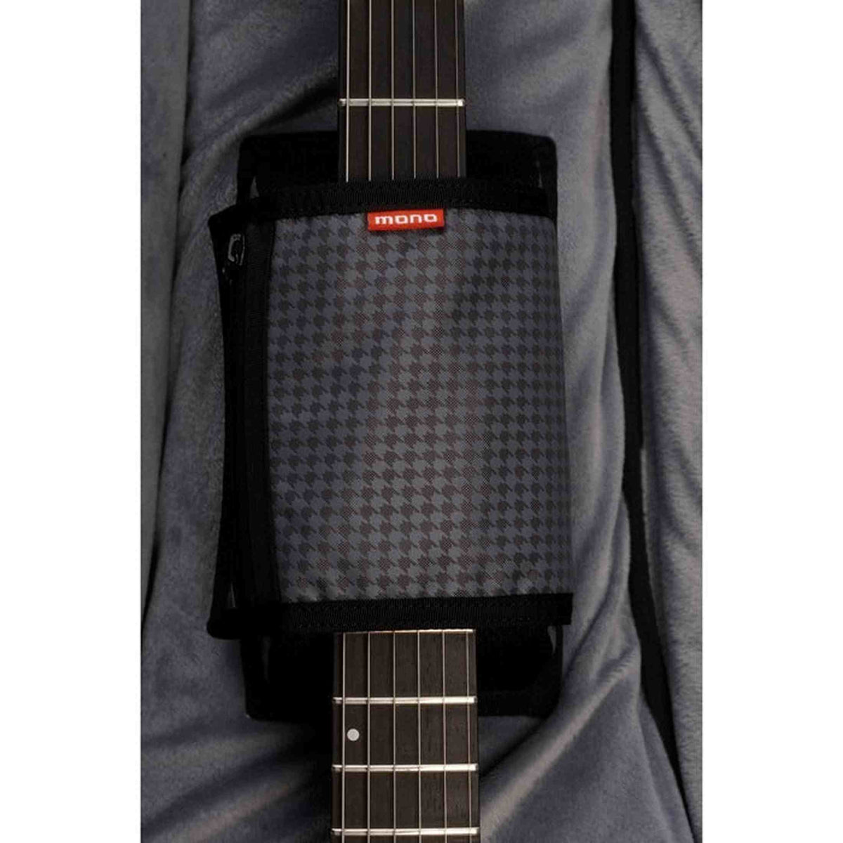 MONO Classic Electric Guitar Case Black gigbag voor elektrische gitaar met Sharkskin bescherming
