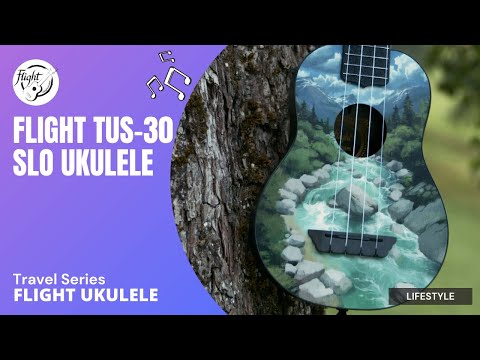 Ukelele soprano Flight TUS-30 SLO con tapa de tilo, cuerpo de ABS y cuerdas Aquila Super Nylgut
